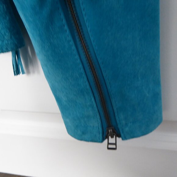 Gorgeous Le Chateau Genuine Suede Leather Jacket - Picture 7 of 11